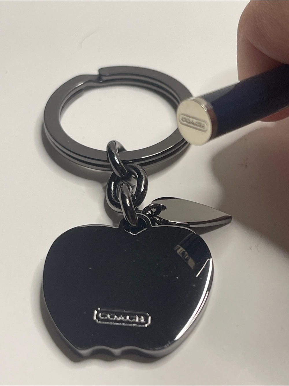 Coach Gunmetal Apple Heart Keyring Charm and Coach Pen - Picture 4 of 5